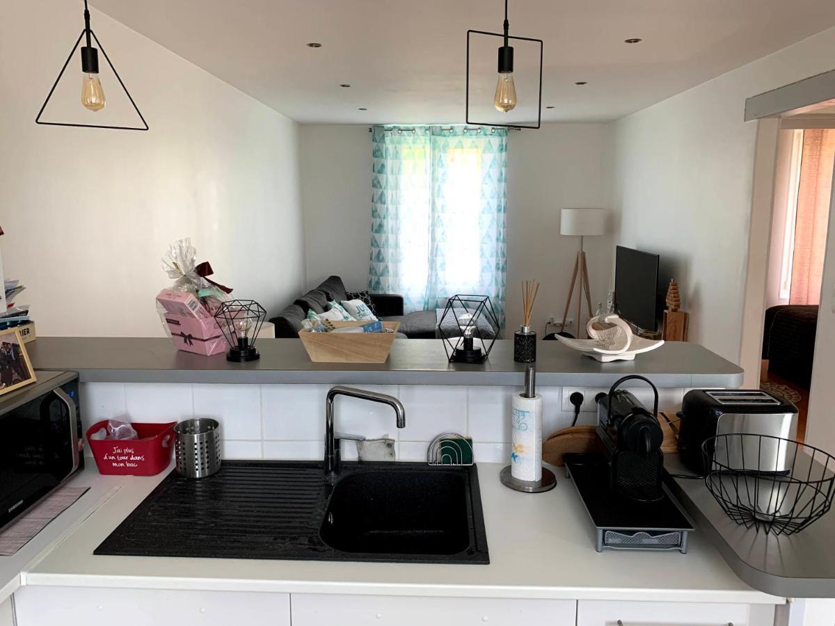 Appartement Cosy à quelques minutes du Centre Châlons-en-Champagne Extérieur photo